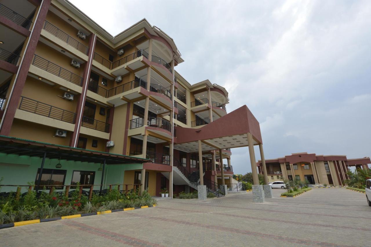 Las Vegas Garden Hotel Mbarara Exterior foto